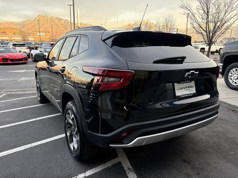 New 2026 Chevrolet Trax LT w/ Driver Confidence Package image 3