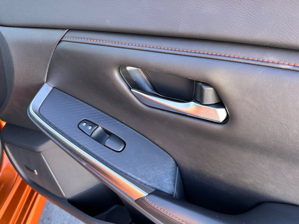 Used 2024 Nissan Sentra SR w/ SR Premium Package FWD image 16