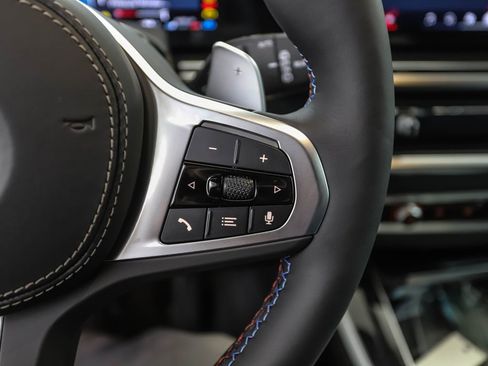 New 2026 BMW X5 M60i image 13