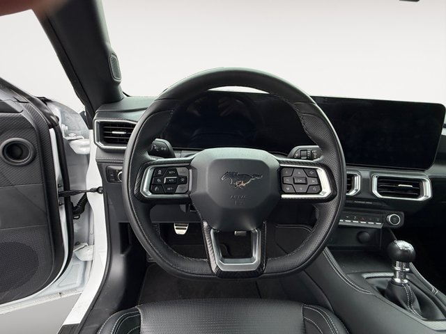 Used 2025 Ford Mustang GT Premium RWD image 12