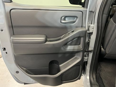 New 2026 Nissan Frontier SV w/ Tow Package image 18