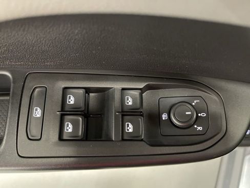 Used 2022 Volkswagen Taos SE w/ IQ.Drive SE Package image 25