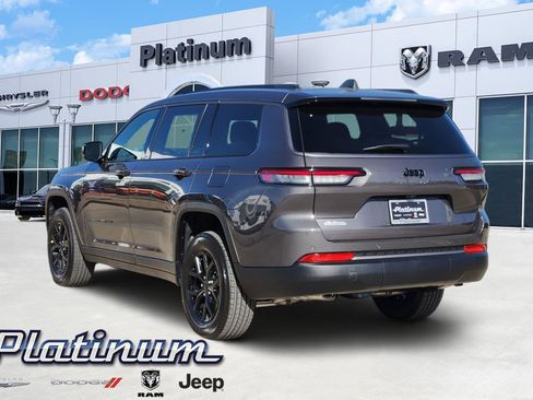 New 2026 Jeep Grand Cherokee L 2WD image 4