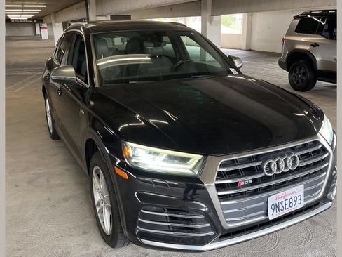 Used 2018 Audi SQ5 Premium Plus w/ Navigation Package AWD/4WD image 1