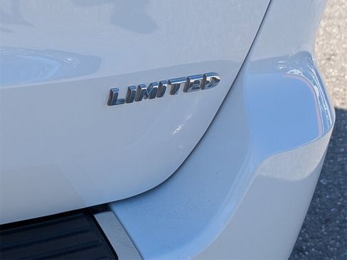 Used 2021 Jeep Grand Cherokee Limited w/ Trailer Tow Group IV image 16