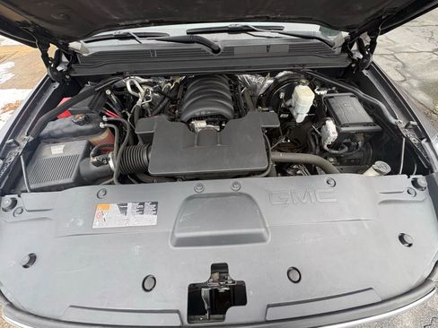 Used 2016 GMC Yukon XL SLE w/ HD Trailering Package image 28