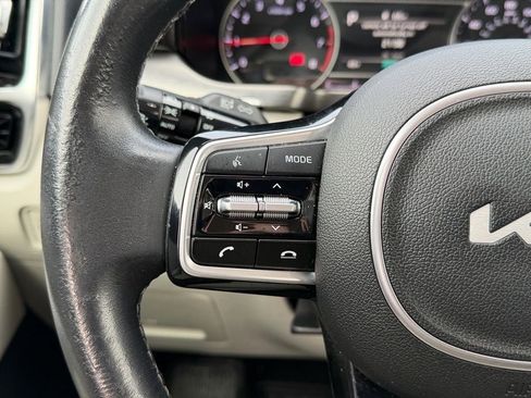 Used 2022 Kia Sorento SX image 17