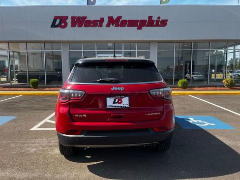 Used 2019 Jeep Compass Limited image 35