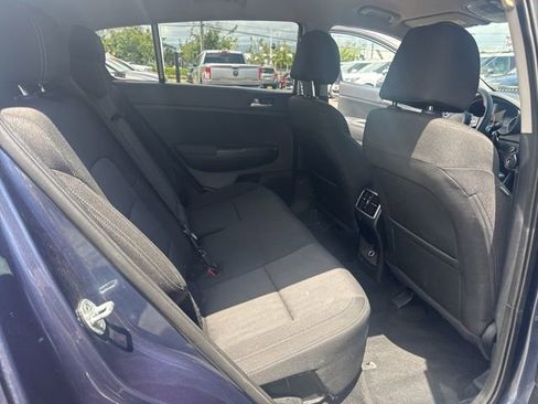 Used 2022 Kia Sportage LX FWD image 14
