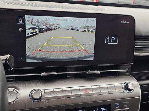 Used 2024 Hyundai Kona SEL AWD/4WD image 18