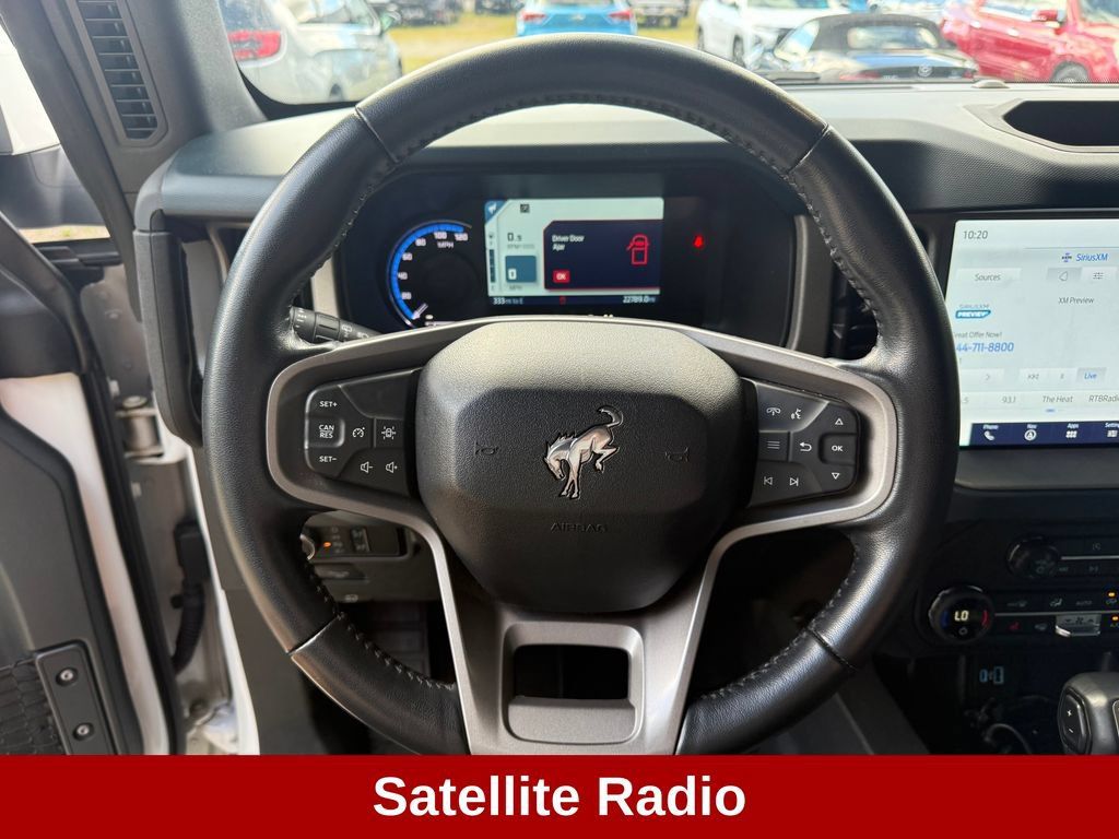 Used 2024 Ford Bronco Outer Banks AWD/4WD image 15