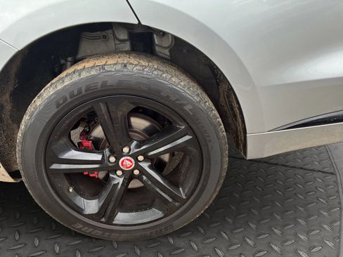 Used 2018 Jaguar F-PACE S AWD/4WD image 28