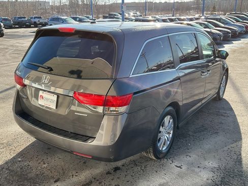 Used 2016 Honda Odyssey SE image 5