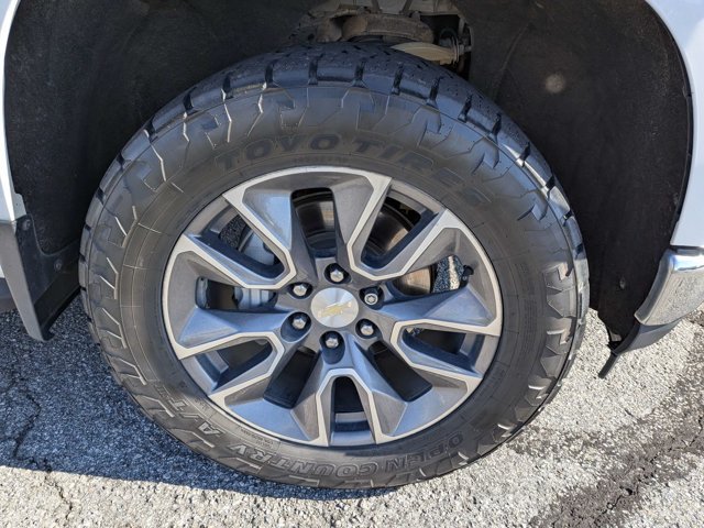Used 2021 Chevrolet Silverado 1500 LT w/ Bed Protection Package AWD/4WD image 9