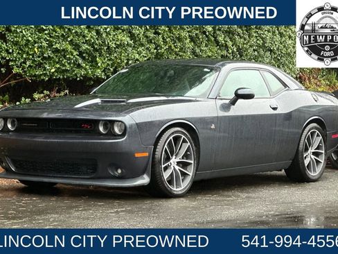 Used 2018 Dodge Challenger R/T Scat Pack w/ Leather Interior Group image 7