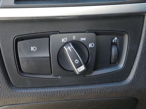 Used 2017 BMW 330i xDrive Sedan image 7