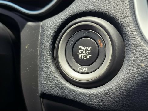 Used 2019 Dodge Durango SXT RWD image 15