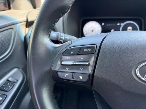Used 2022 Hyundai Kona Limited w/ Cargo Package AWD/4WD image 12