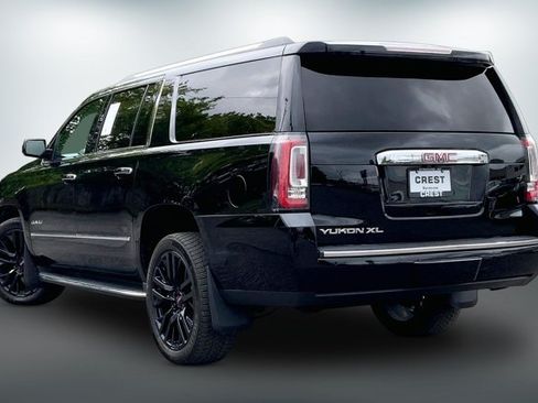 Used 2017 GMC Yukon XL Denali w/ Open Road Package AWD/4WD image 10