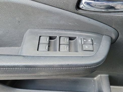 Used 2018 Honda Pilot Touring image 30