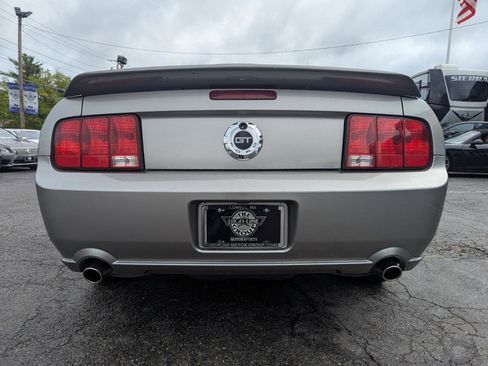 Used 2008 Ford Mustang GT RWD image 9
