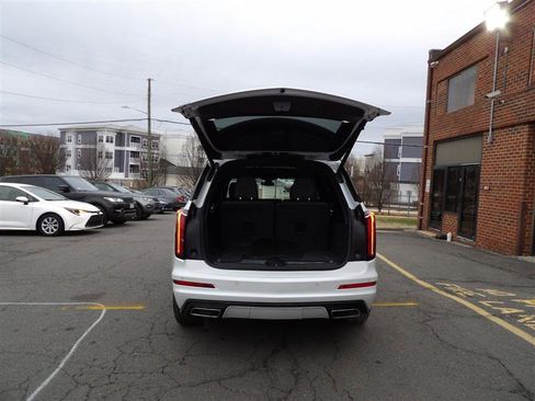 Used 2020 Cadillac XT6 Sport image 8