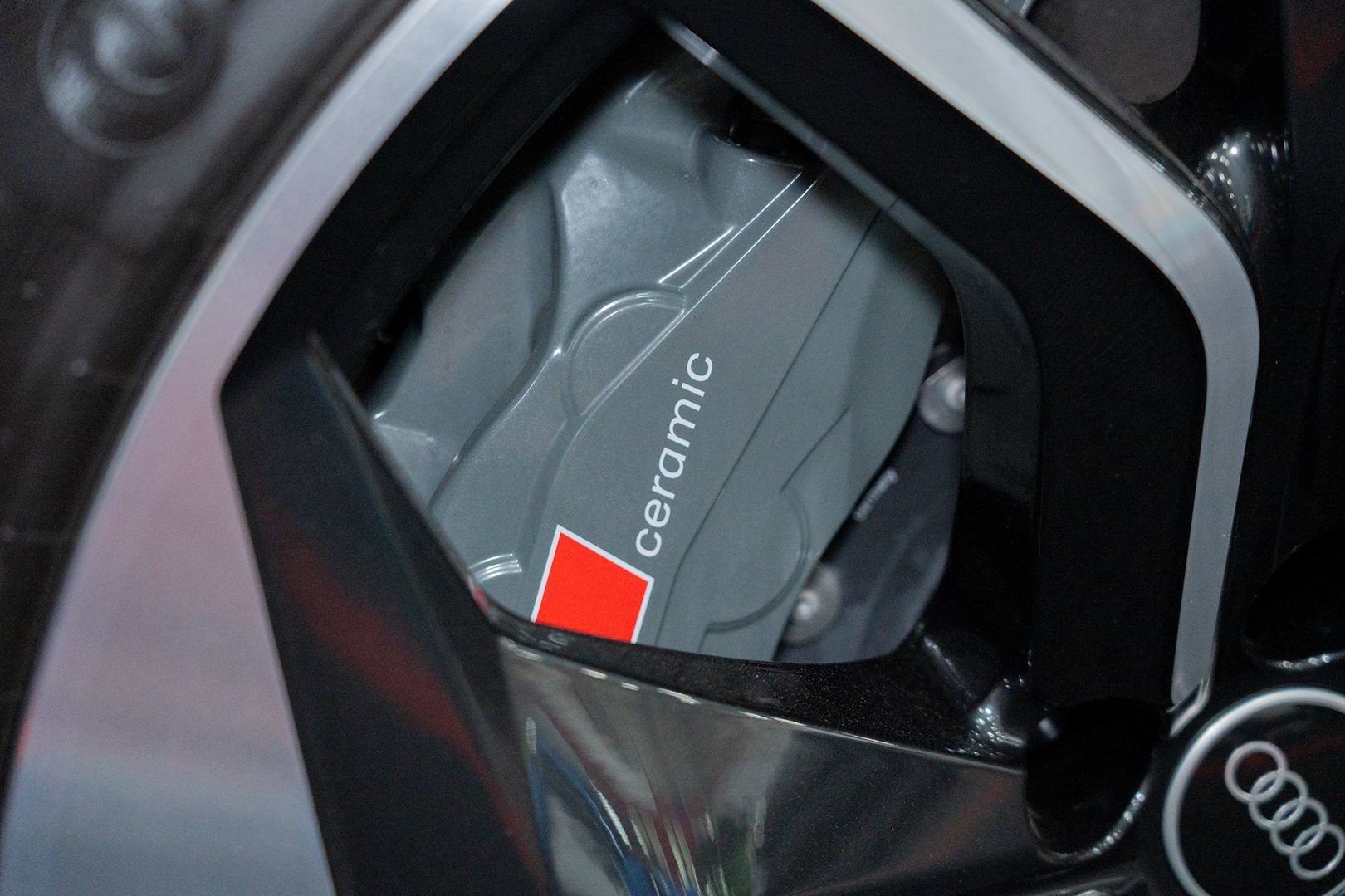 Used 2023 Audi RS Q8 w/ Black Optic Package AWD/4WD image 16