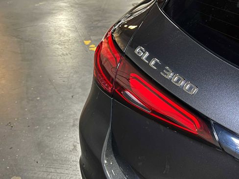 Certified 2025 Mercedes-Benz GLC 300 GLC 300 image 15