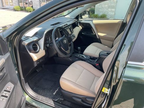 Used 2013 Toyota RAV4 XLE FWD image 14