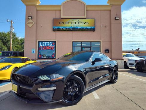 Used 2020 Ford Mustang Coupe w/ Equipment Group 101A RWD image 1