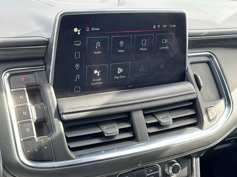 Used 2023 GMC Yukon SLT image 32