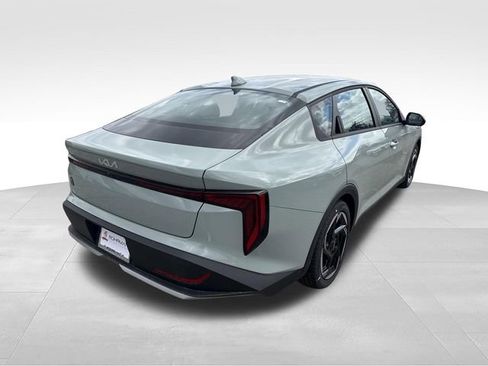 New 2025 Kia K4 GT-Line Turbo FWD image 33