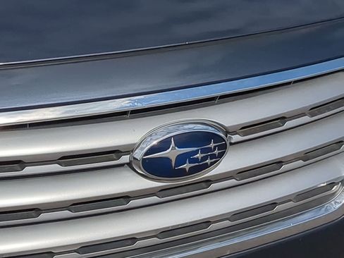 Used 2017 Subaru Outback 2.5i Limited AWD/4WD image 12