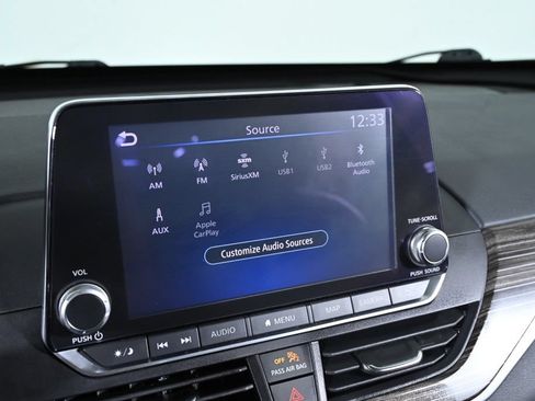 Used 2019 Nissan Altima 2.5 Platinum AWD/4WD image 15