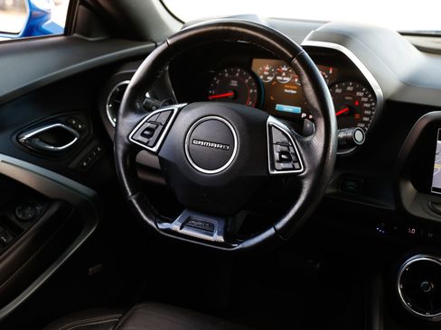 Used 2017 Chevrolet Camaro SS image 33