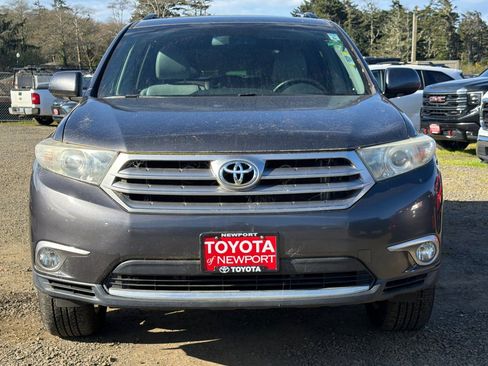 Used 2013 Toyota Highlander Limited image 3