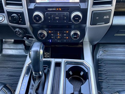 Certified 2020 Ford F150 Lariat w/ Equipment Group 502A Luxury AWD/4WD image 24