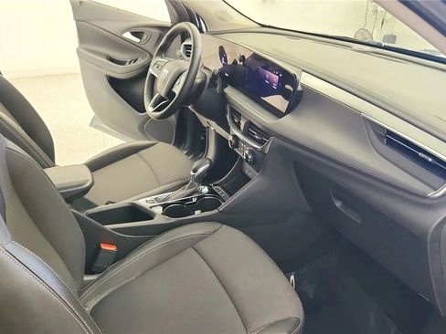 Used 2025 Buick Encore GX Preferred FWD image 35