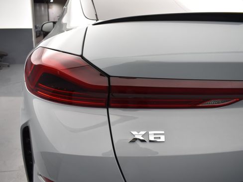 Used 2024 BMW X6 M60i w/ M Sport Professional Package image 7