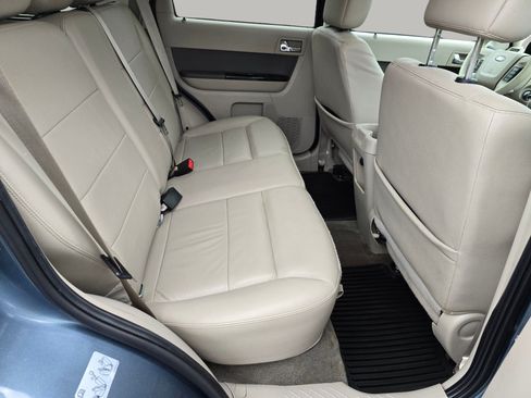 Used 2010 Ford Escape 4WD Hybrid image 23