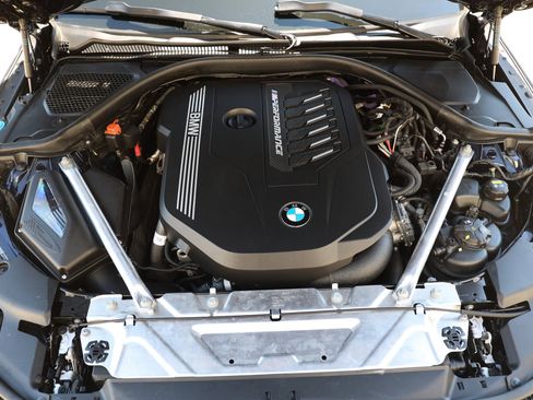 Used 2022 BMW M440i Coupe RWD image 50