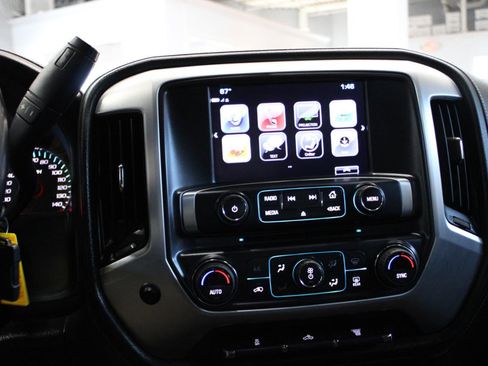 Used 2019 GMC Sierra 2500 SLE w/ SLE Preferred Package image 14