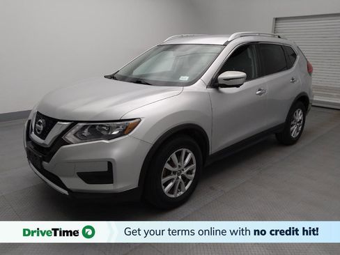 Used 2017 Nissan Rogue SV w/ SV Premium Package image 1