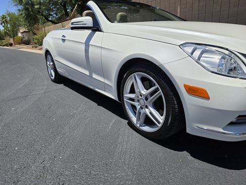 Used 2013 Mercedes-Benz E 350 Cabriolet image 24