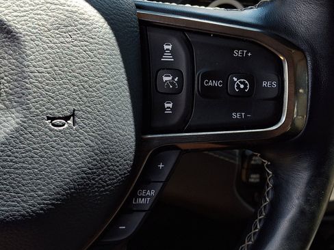 Used 2021 RAM 1500 Limited AWD/4WD image 23