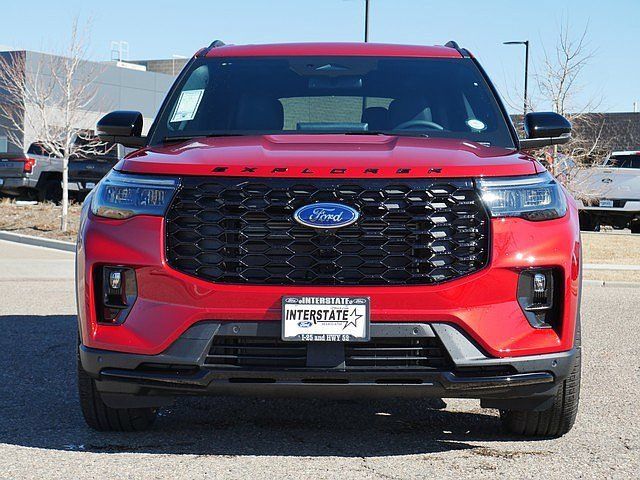 New 2026 Ford Explorer ST-Line w/ ST-Line Street Pack AWD/4WD image 8