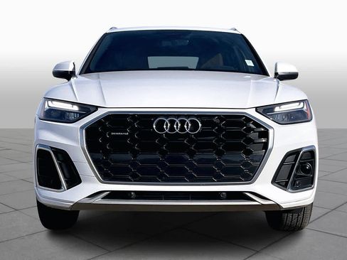 Used 2023 Audi Q5 2.0T Premium image 3