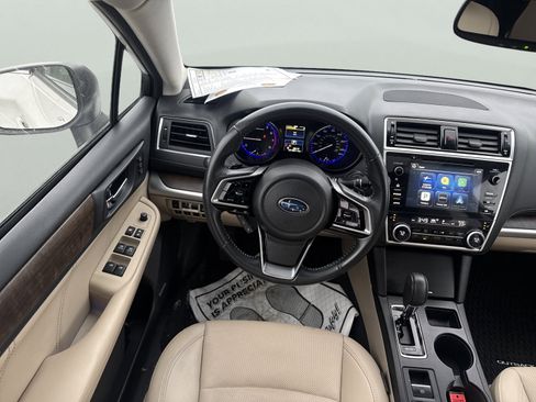 Used 2018 Subaru Outback 2.5i Limited image 16