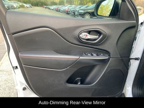 Used 2021 Jeep Cherokee Trailhawk w/ Sun, Sound & Nav Group image 18