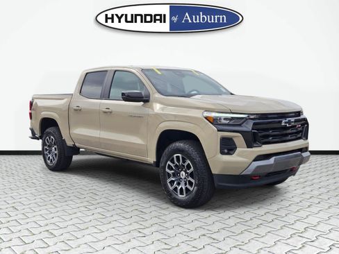 Used 2023 Chevrolet Colorado Z71 w/ Z71 Convenience Package 2 AWD/4WD image 1